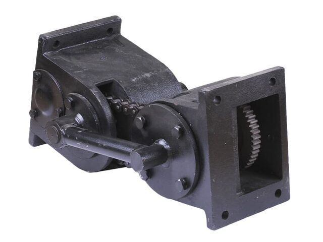 Reductor de trecere pentru freză asamblat - Mototraktor